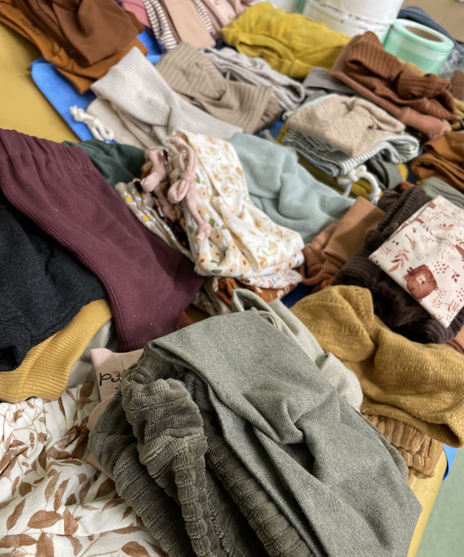 oblačilca - EvelinaApparel